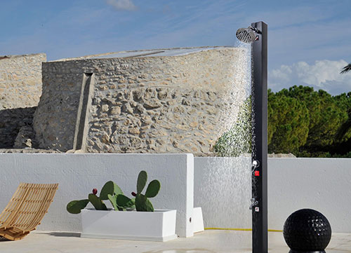 극한의 추운 날씨에도 30L 태양광 샤워를 안전하게 사용할 수 있습니까?